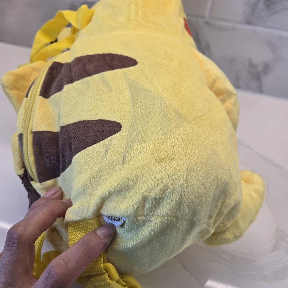 Vintage Pokémon‎ Pikachu Backpack 2011